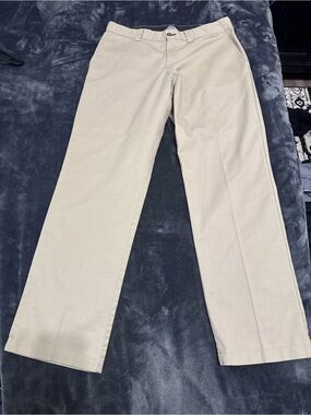 Dickies skateboarding khakis